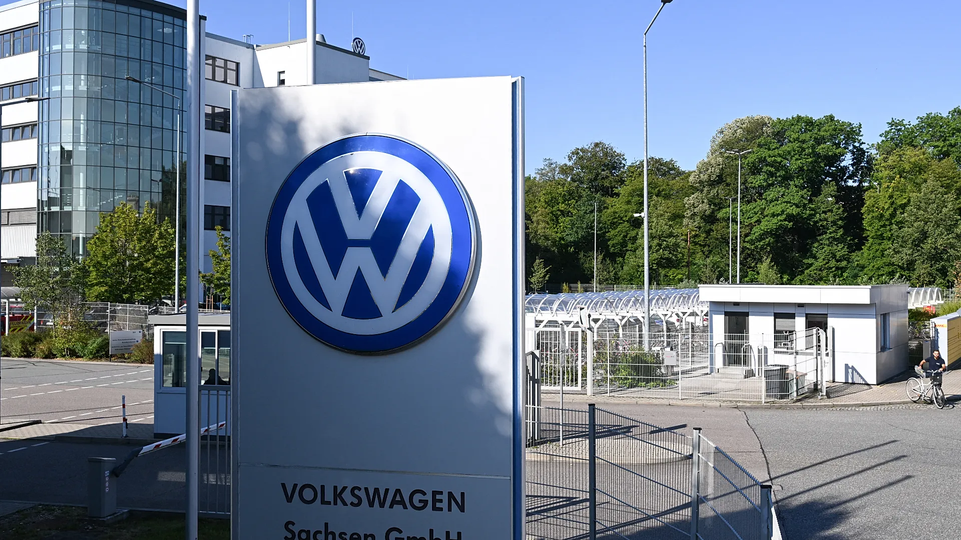 Volkswagen исключён из Euro Stoxx 50 — уход из индекса усиливает давление на компанию
