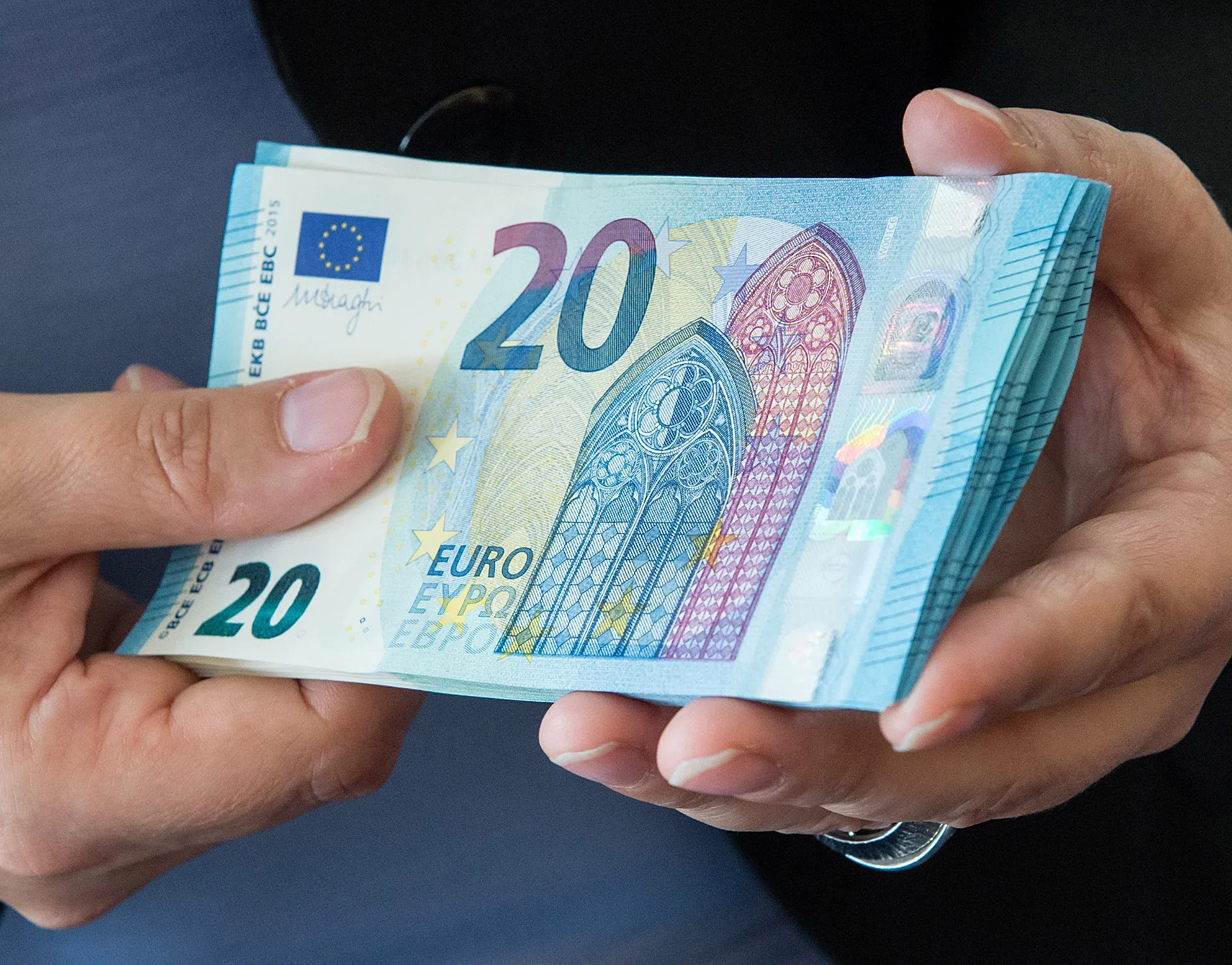20 euro banknotes