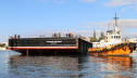 В Севастополе спустили на воду 700-тонный плавкран для Крайнего Севера