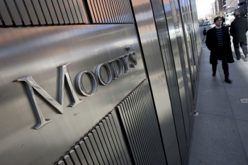 Investors Service Moody 's Moody улучшила прогноз по рейтингам Северстали на позитивный