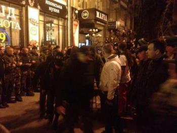 Перестрелка в центре Киева 31 марта В центре Киева опять стреляют. Есть несколько раненных