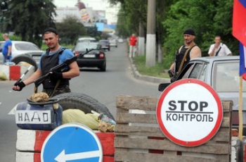 Блокпост ополчения на Донбассе Автобус с детьми из Снежного никто не захватывал