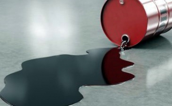 Цены на нефть давят на базовые отрасли экономики Низкие цены на нефть сокращают прибыли металлургов и машиностроителей в США