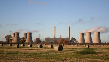 Великобритания оценивает поставки угля, чтобы оставить заводы открытыми