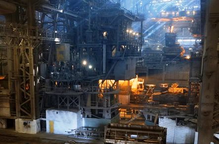 Обновленная домна Магнитки готовится войти в строй Обновленная домна Магнитки готовится войти в строй